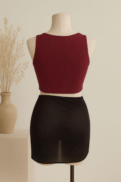 Kadın Pembe Yarım Kol Crop ve Siyah Pareo 2'li Set