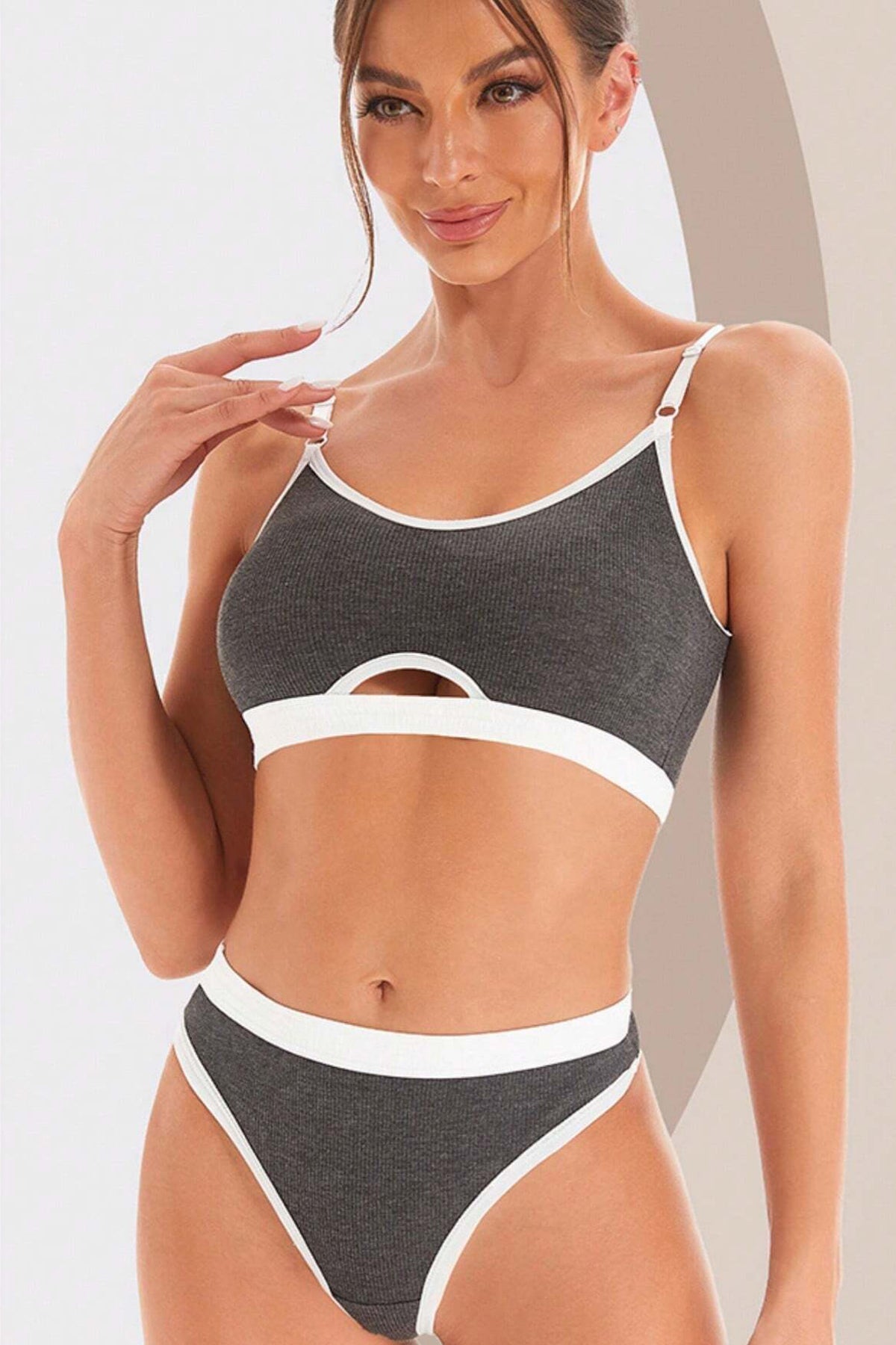 Kadın Gri Antrasit Kaşkorse ve Beyaz Lastikli Cut-Out Tanga Külotlu Takım