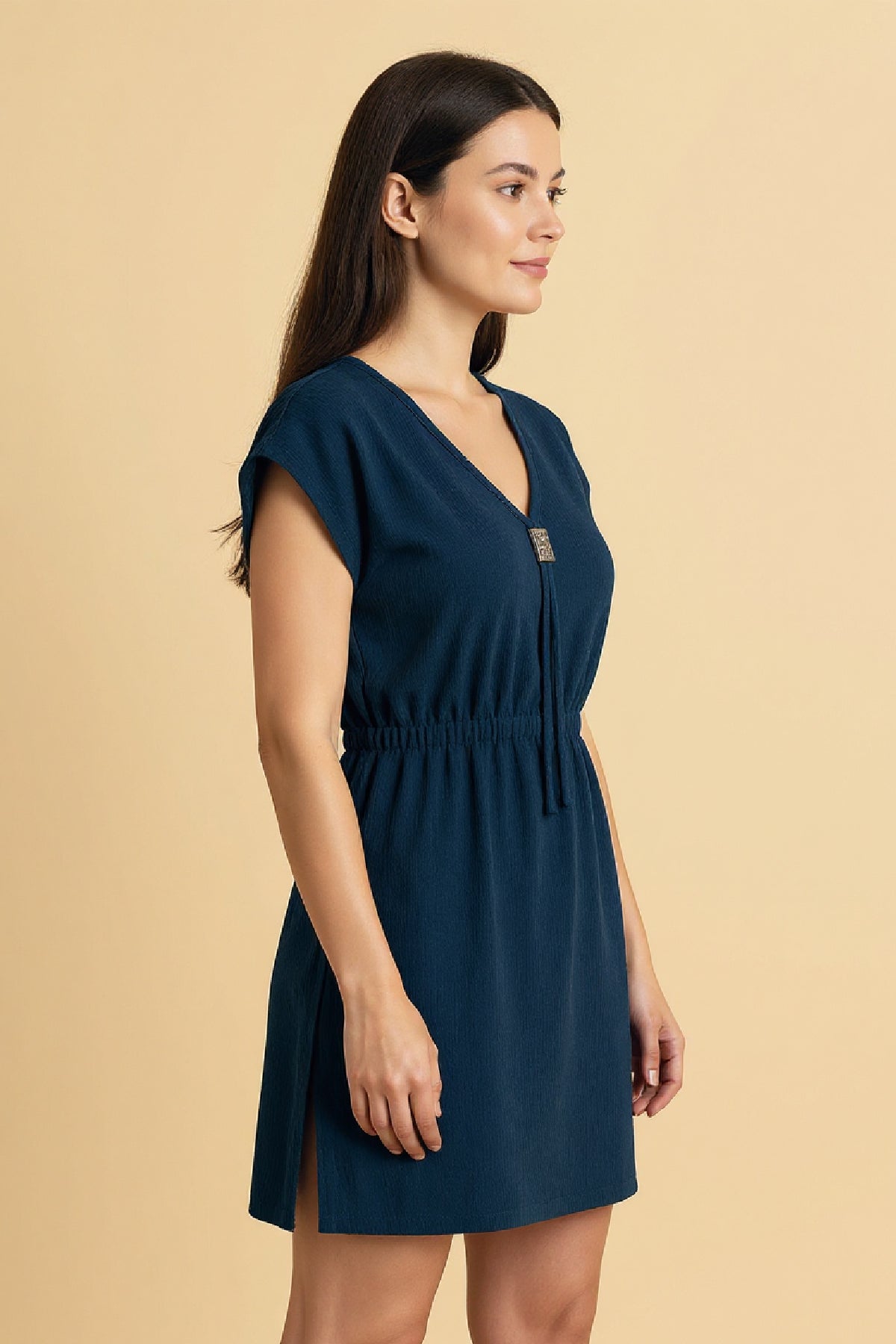 Kadın Haki Yanları Yırtmaçlı Tokalı V Yaka Mini Plaj Elbisesi