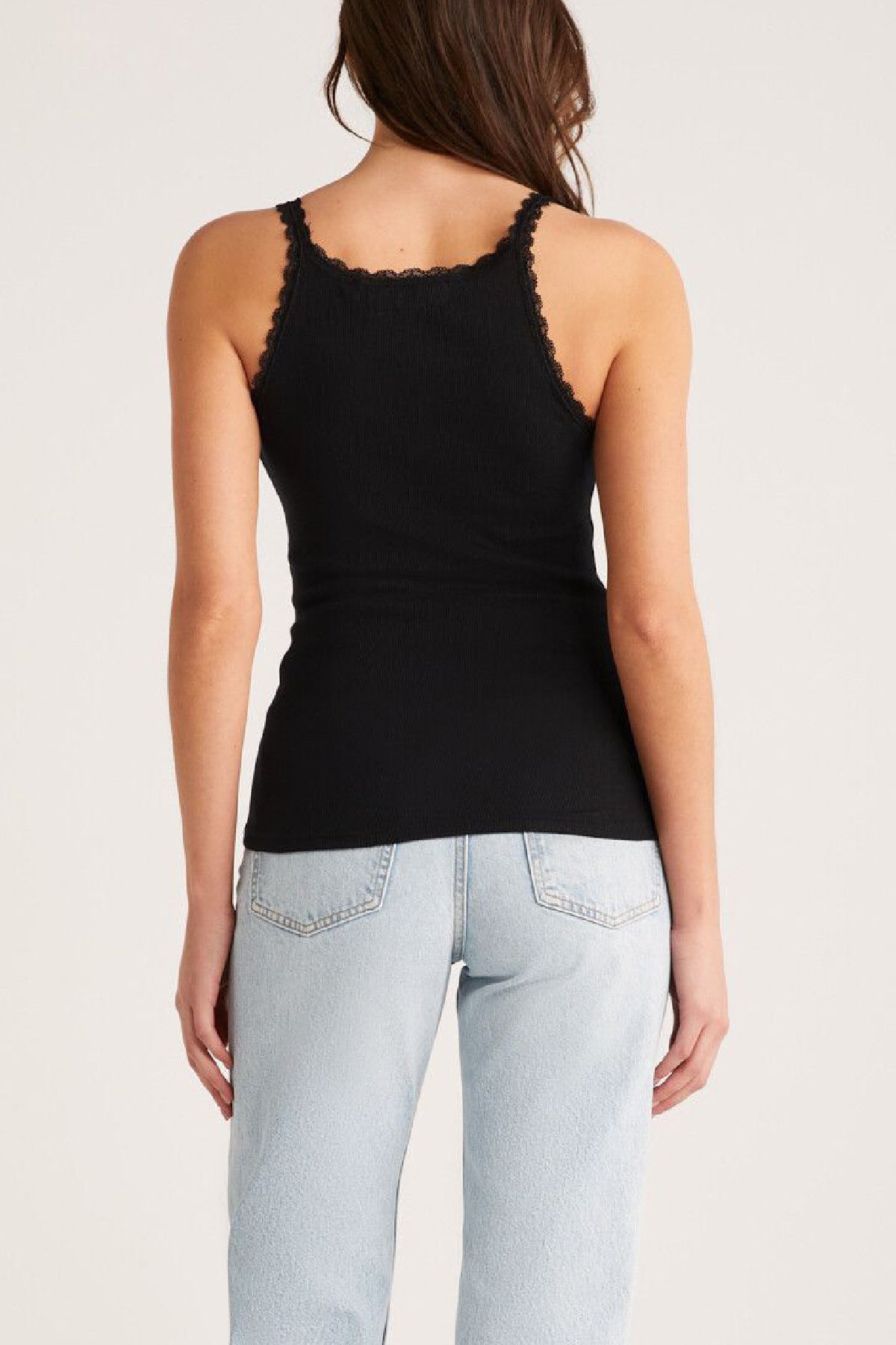 Kadın Siyah Normal Kalıp Dantel Detalı Ince Askılı Oyuk Yaka Atlet