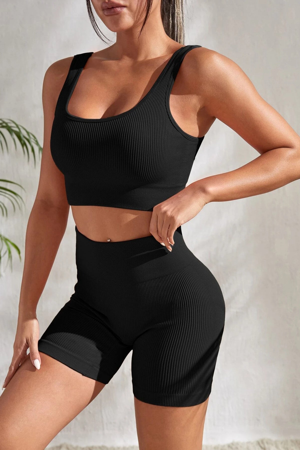 Kadın Siyah Kalın Askılı Yüksek Bel Şortlu Gecelik Takımı