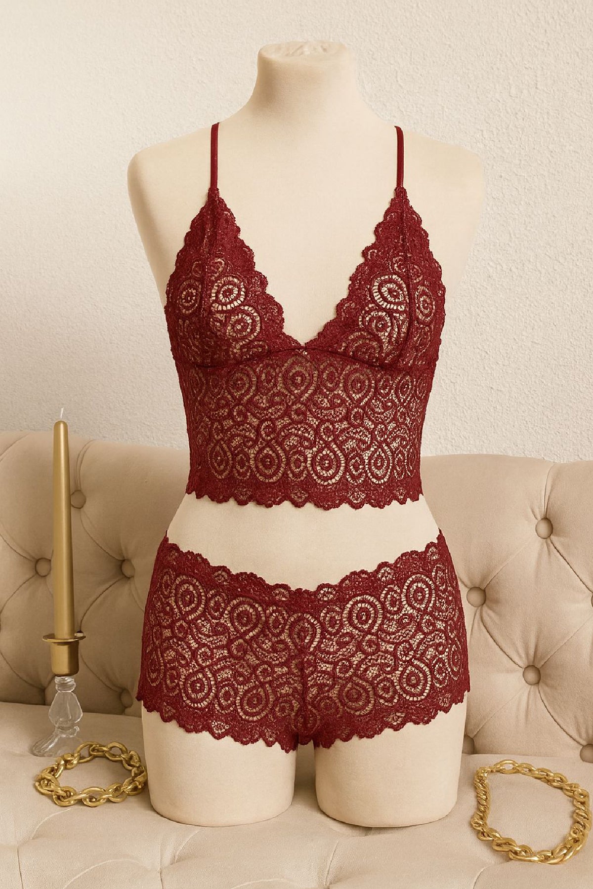 Kadın Bordo Dantel Bralet Şort Takımı – Asil ve Sofistike İç Giyim