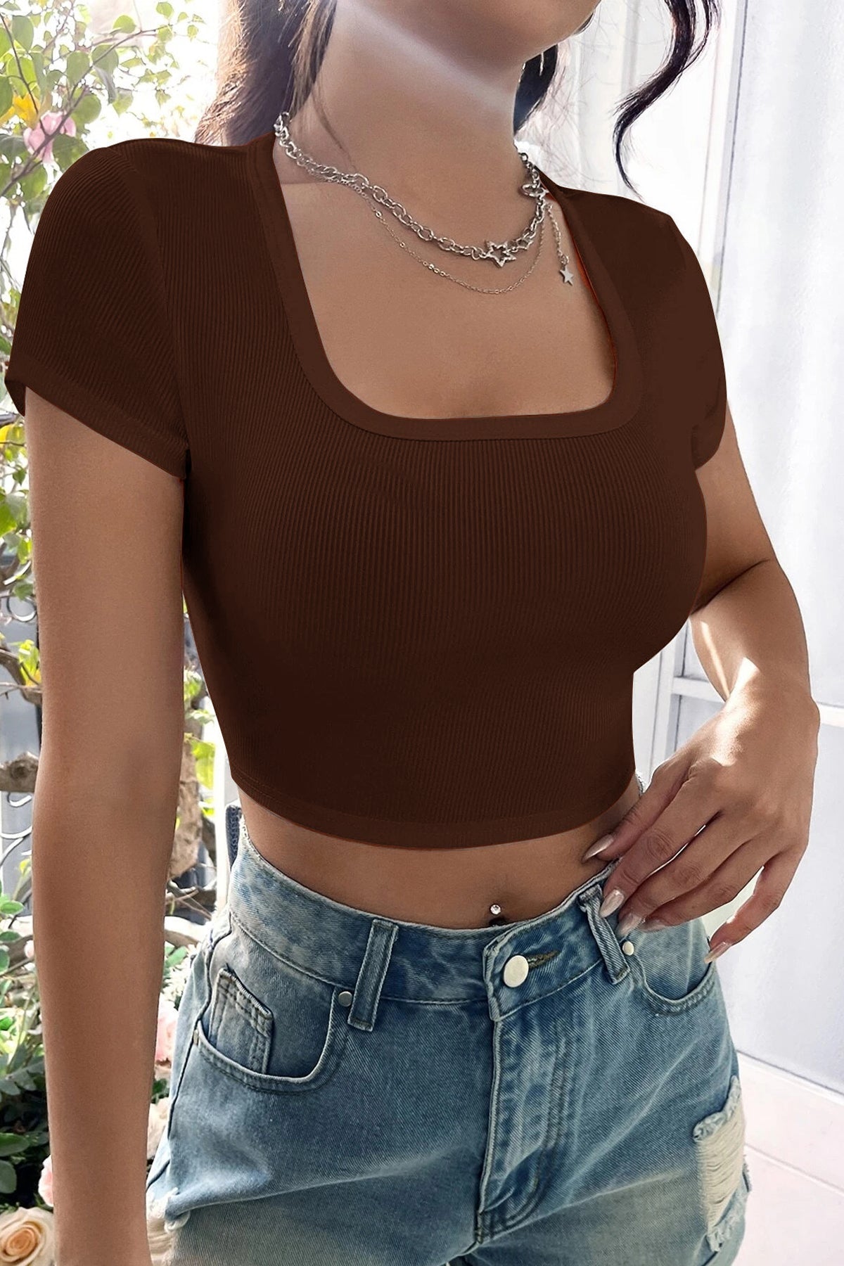 Kadın Kahverengi Yarım Kol Düz Yaka Crop Top Bluz