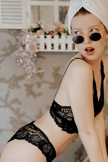 Kadın Siyah Kapsız Şık Sütyen Külot Takımı