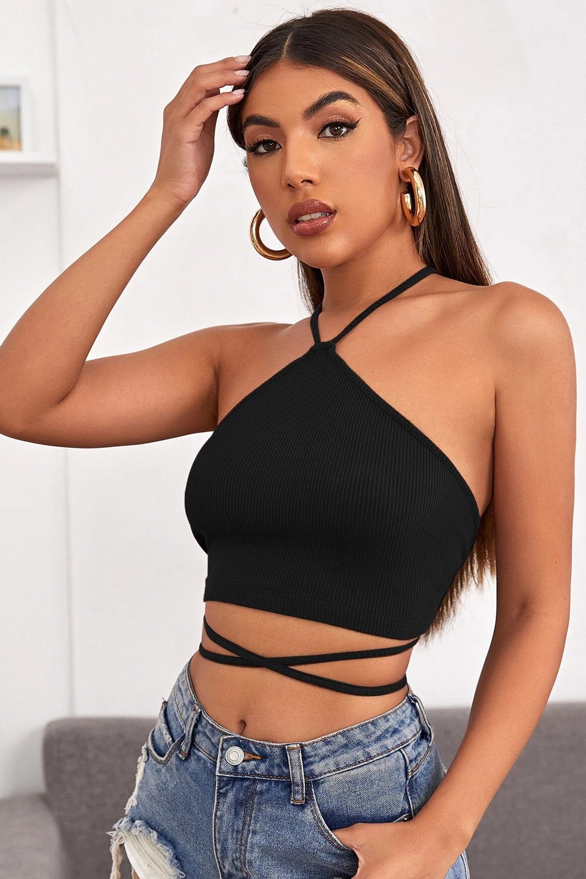 Kadın Siyah Sırtı Açık Boyundan Çapraz Bağlamalı Crop Top Bluz