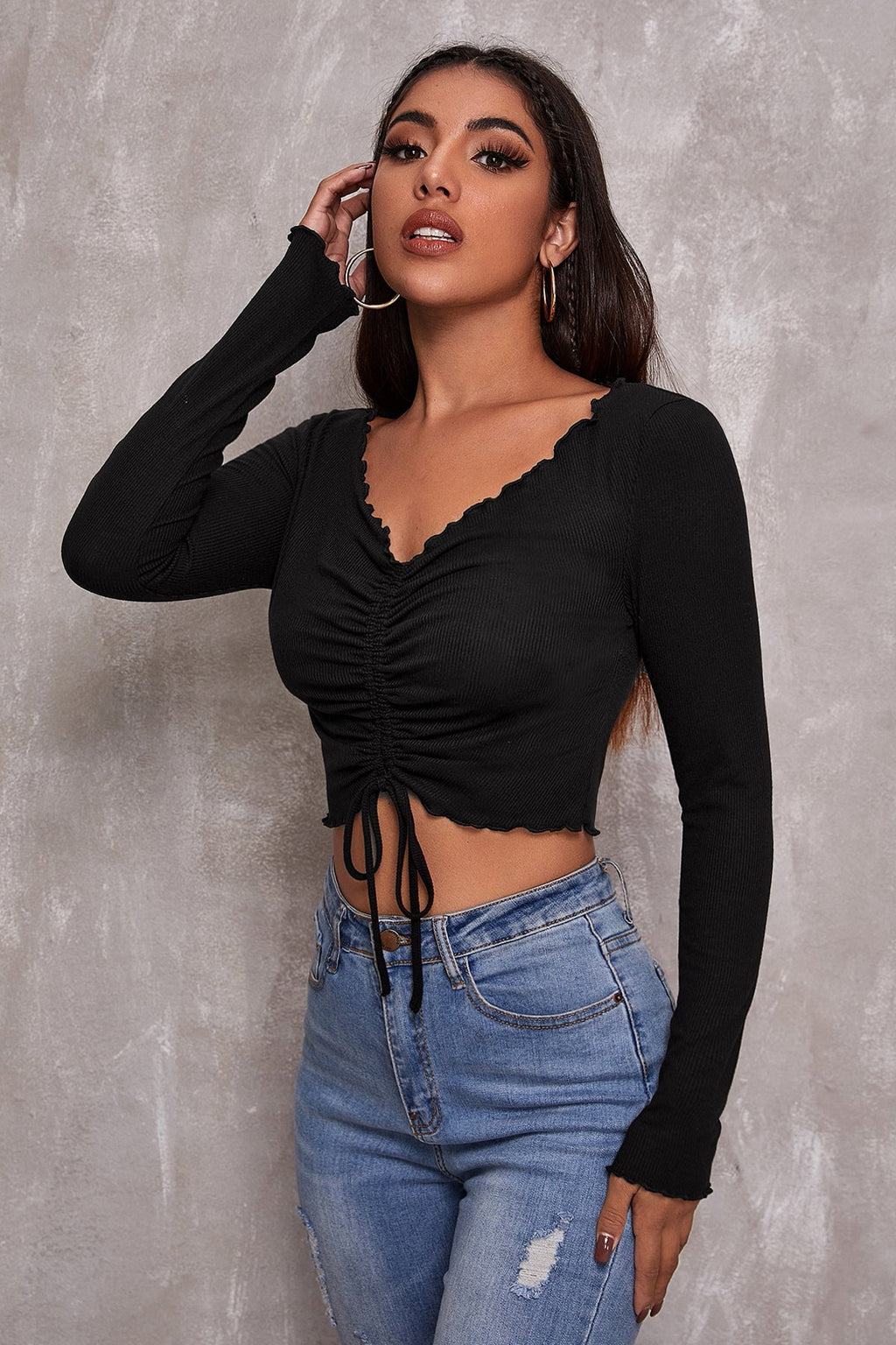 Kadın Siyah Uzun Kollu Büzdürme Bağcık Detaylı Crop Top Bluz
