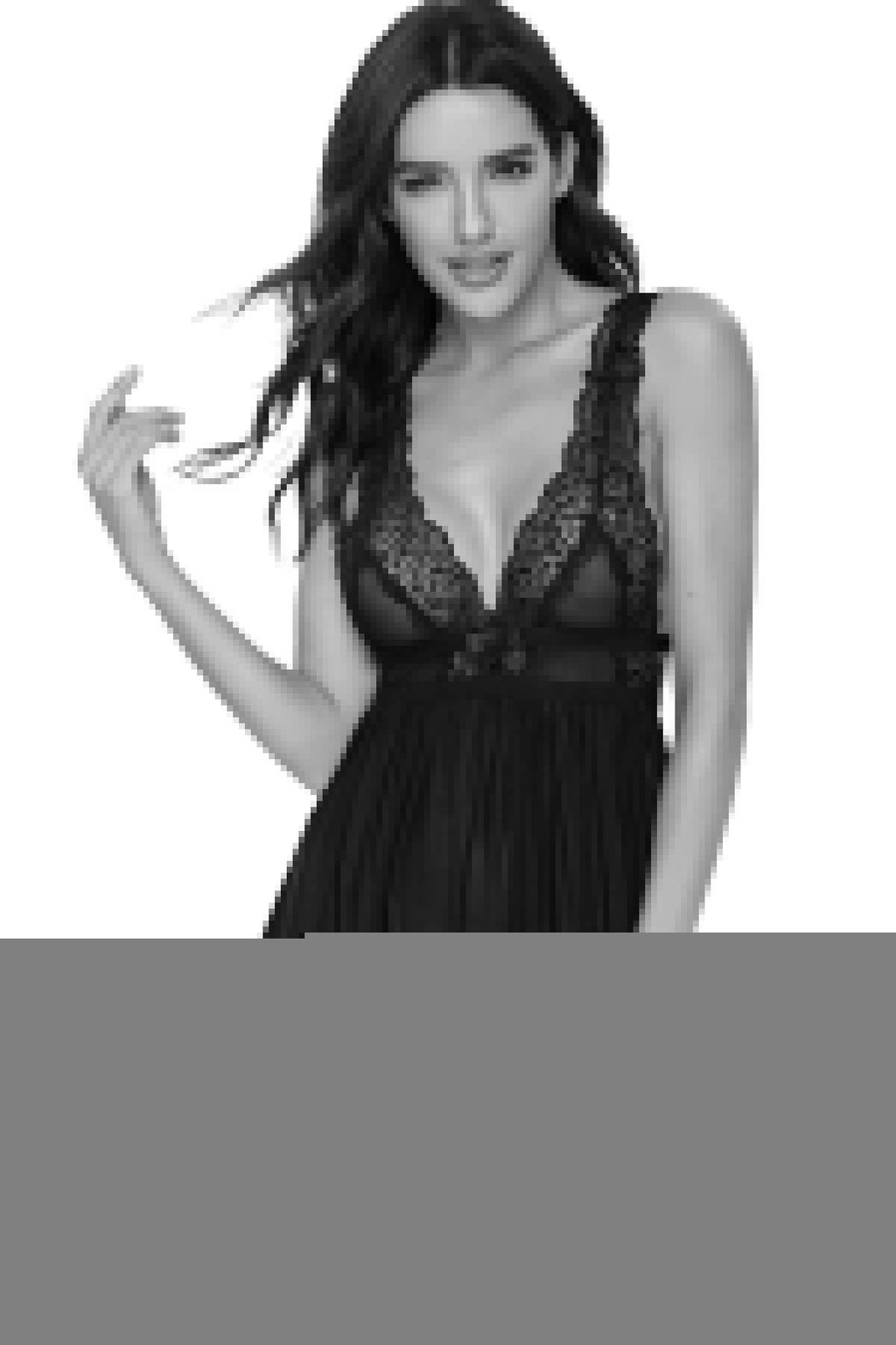 Kadın Siyah Dantelli Sırtı Açık Gecelik