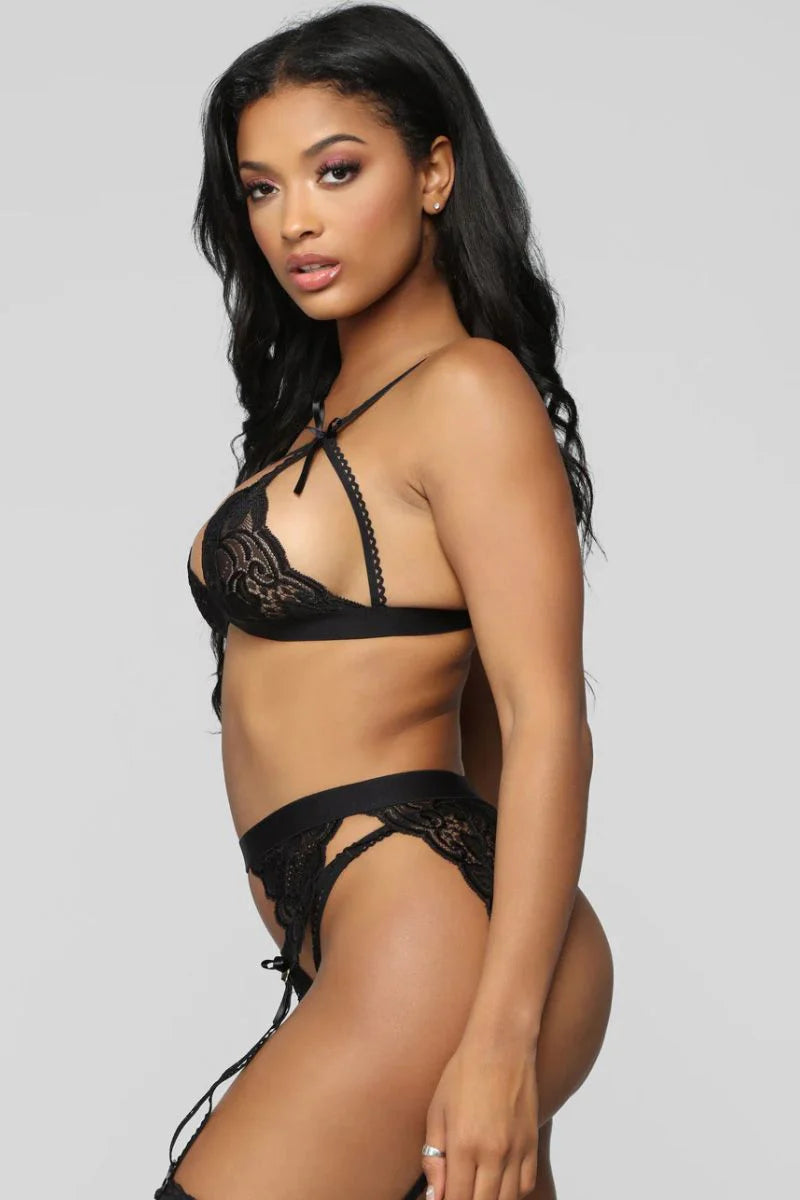 Siyah Dantelli Jartiyer Takımı