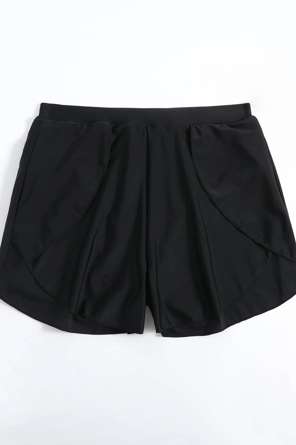 Kadın Siyah Yırtmaçlı Etek Görünümlü Şık Deniz Şortu