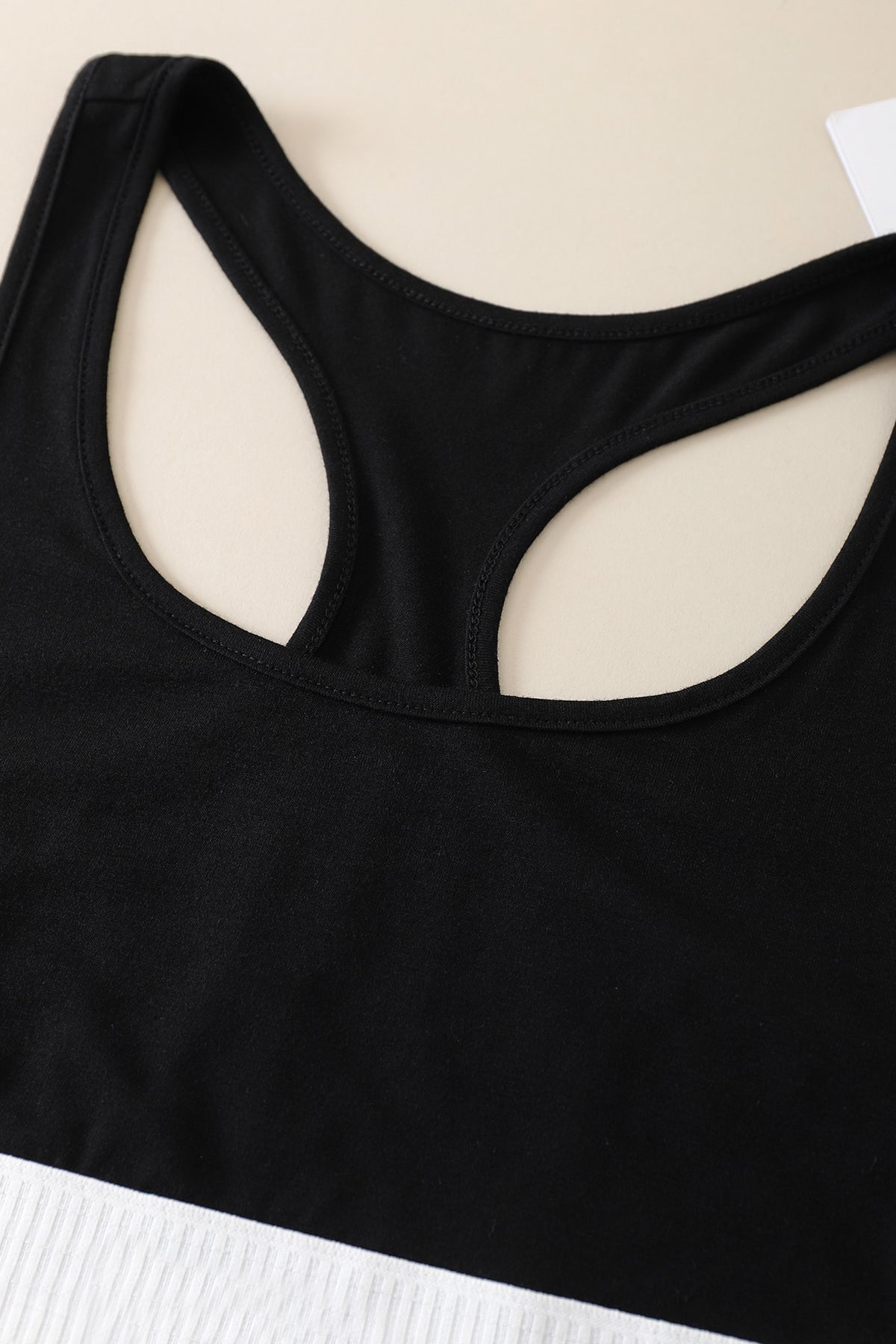 Kadın Siyah Beyaz Lastikli Çapraz Crop Toplu Şortlu Gecelik Takım