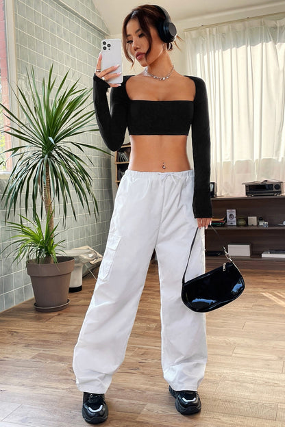 Kadın Siyah Uzun Kol Göğüs ve Sırt Dekolteli Crop Top Bluz
