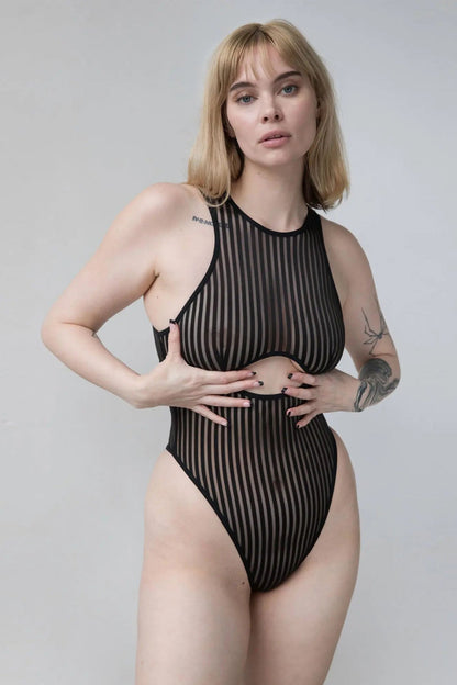 Kadın Siyah Cut-Out Detaylı Transparan Çizgili Gecelik