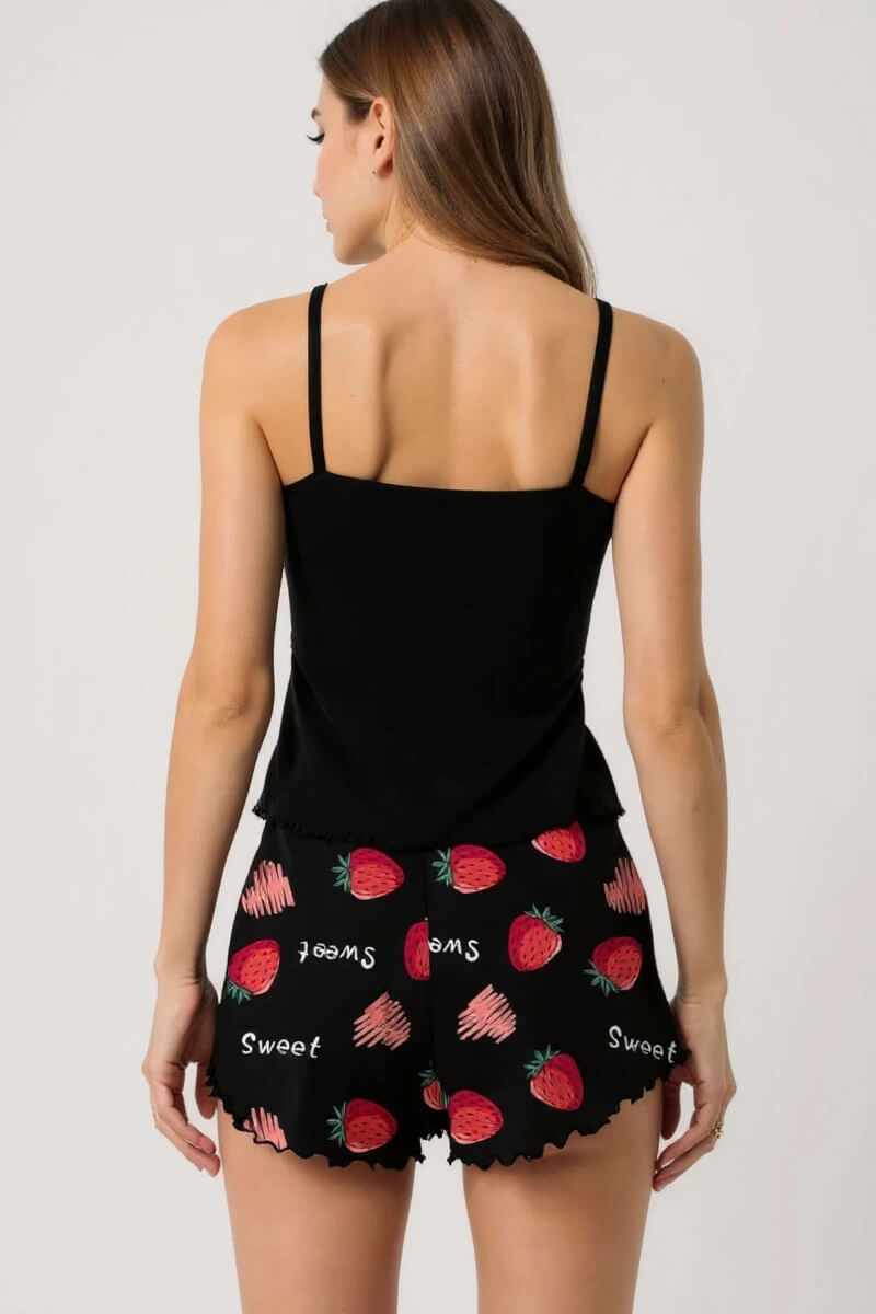 Çilek Baskılı Siyah Askılı Şortlu Pijama Takımı