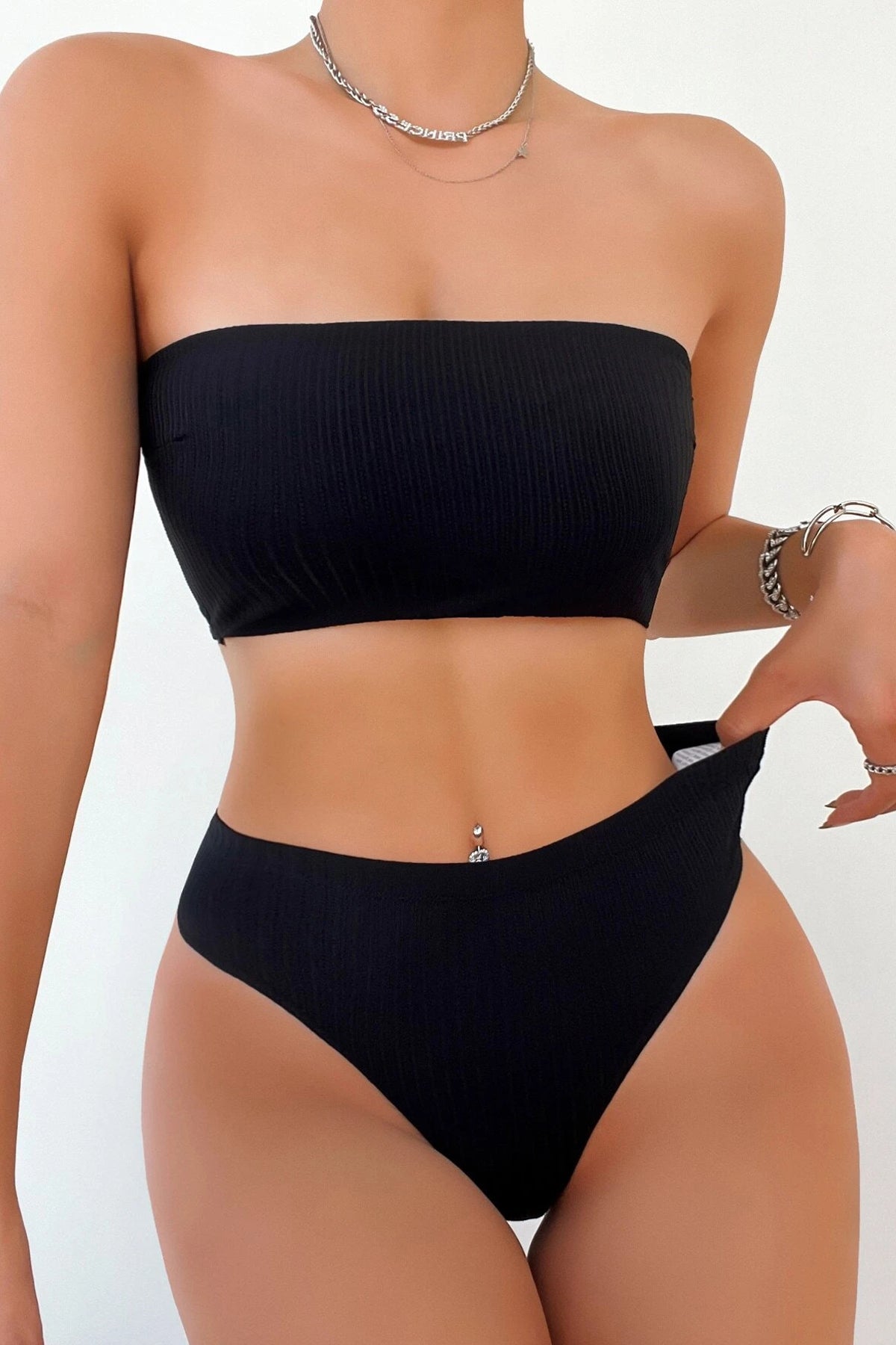 Kadın Siyah Straplez Sütyen ve Yüksek Bel Külot Takım