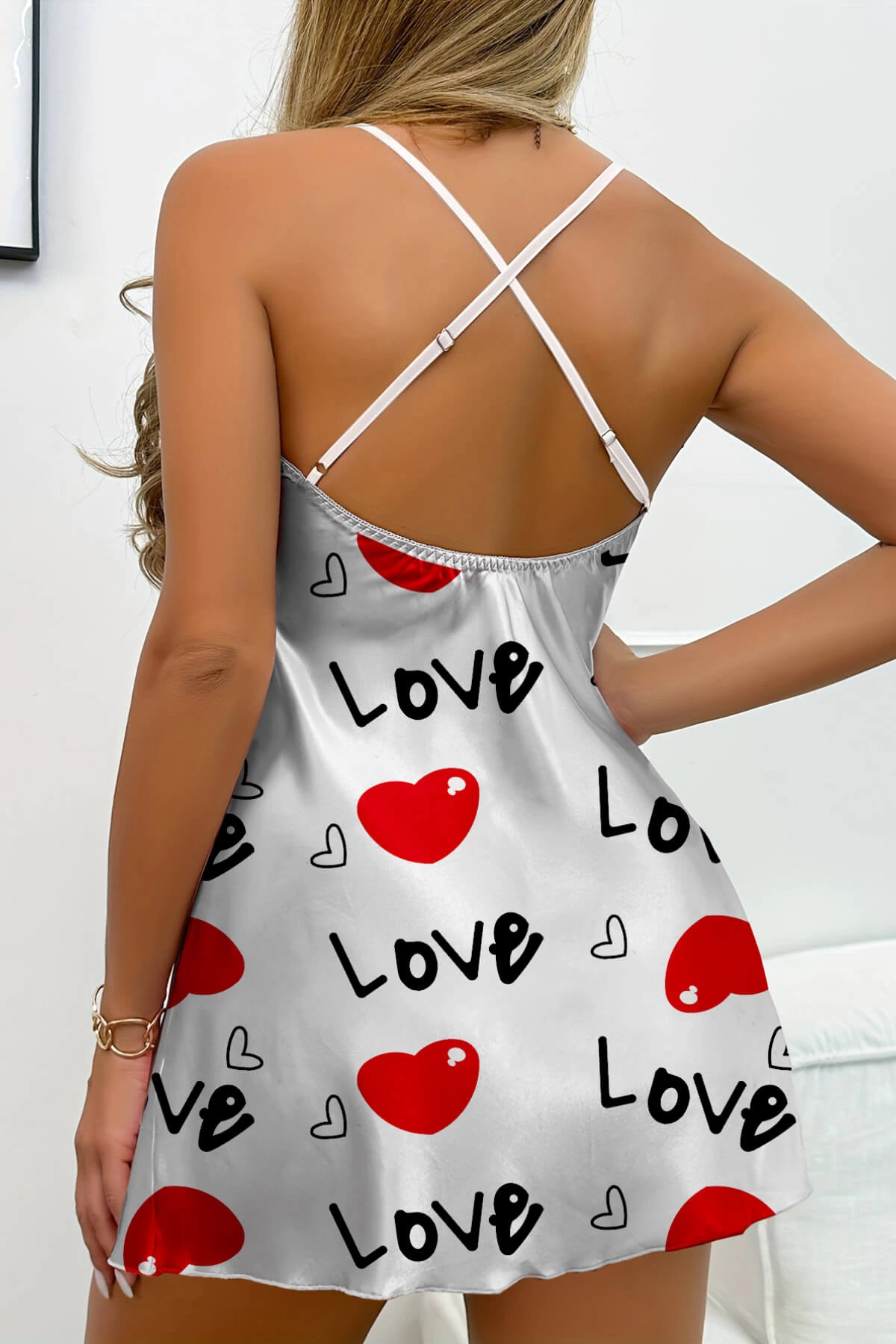 Love Desenli Beyaz Saten Gecelik