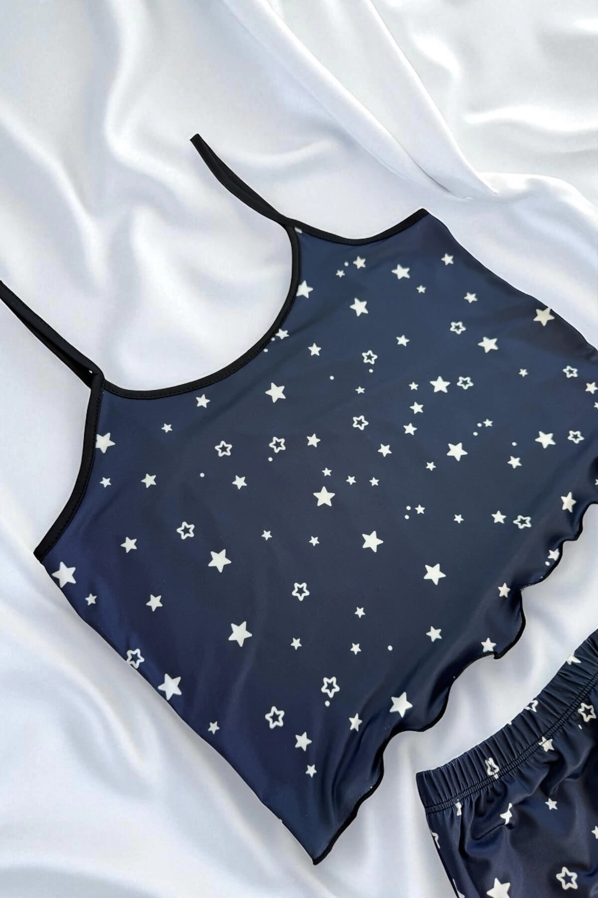 Yıldız Desenli Lacivert Şortlu Pijama Takımı